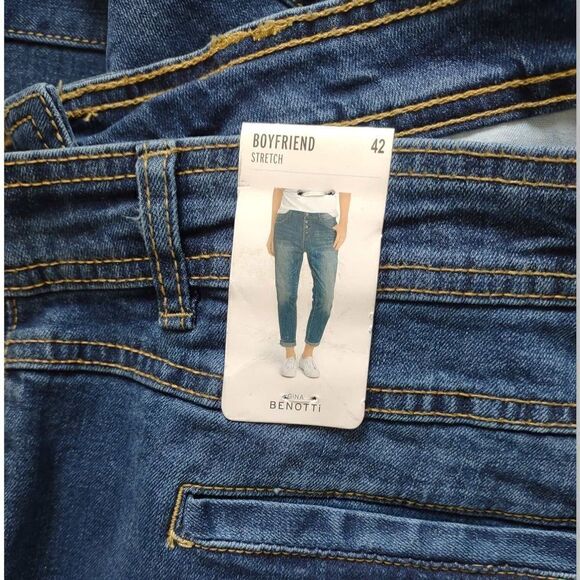Gina Benotti Blue Jeans Boyfriend Button Front Straight Legs euro 42 US 6 NEW - Picture 3 of 7